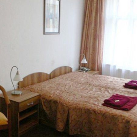 Hotel Kafka Prag Exteriör bild